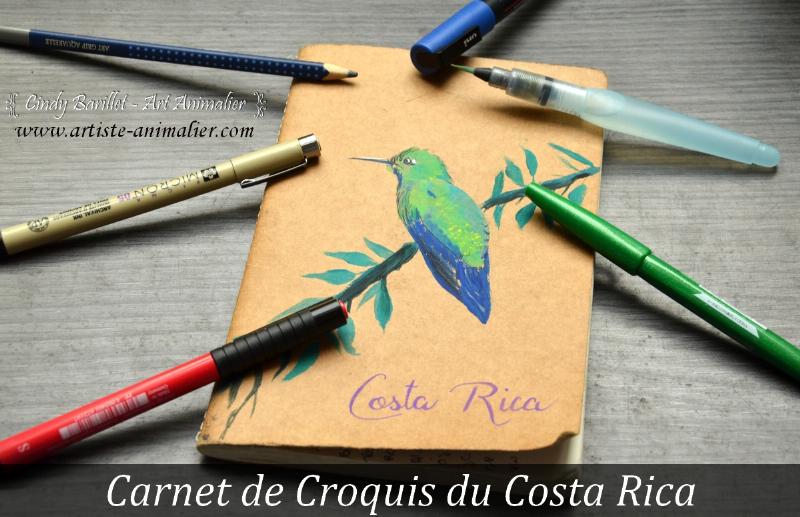 Matériel essentiel pour l'art du croquis urbain : carnet de voyage, aquarelle, stylos et pinceaux